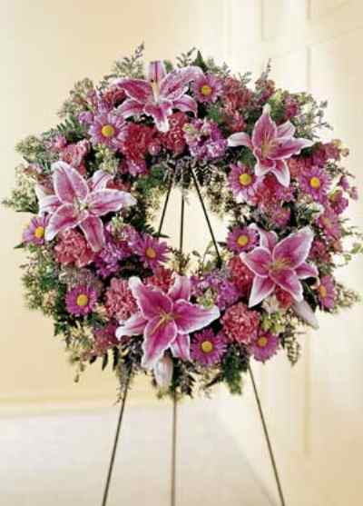 Basking Ridge Florist | Lily Wreath