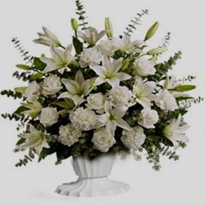 Basking Ridge Florist | All White Sympathy