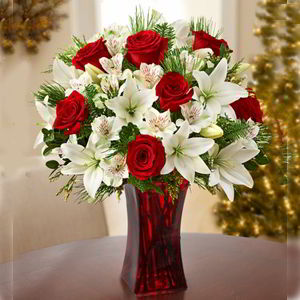 Randolph Florist | Christmas Vase