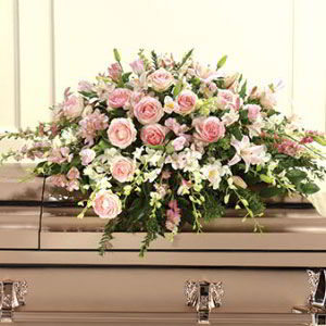 Randolph Florist | Elegant Casket Cover